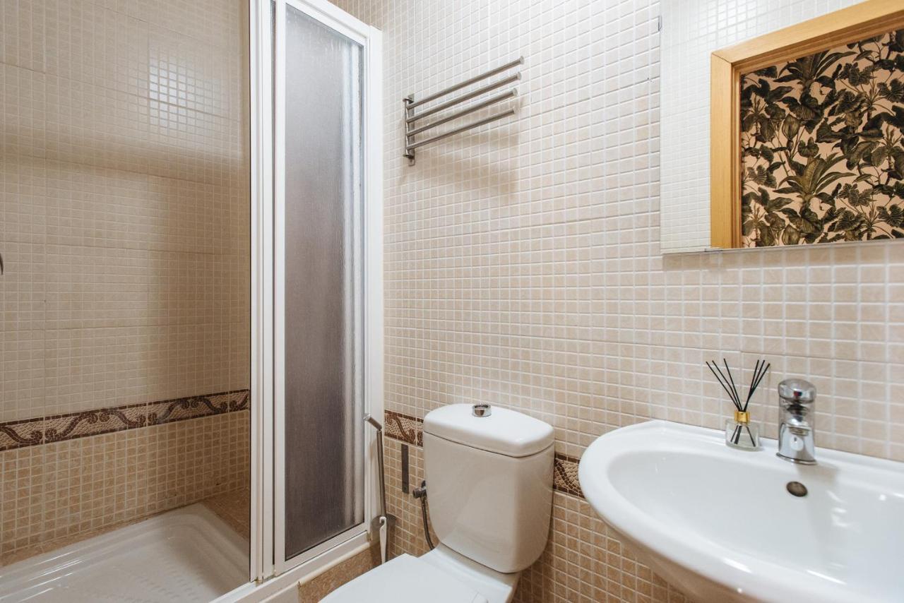Homeyseville- Bright Apartment At Santa Cruz 6 Pax, Parking Optional エクステリア 写真