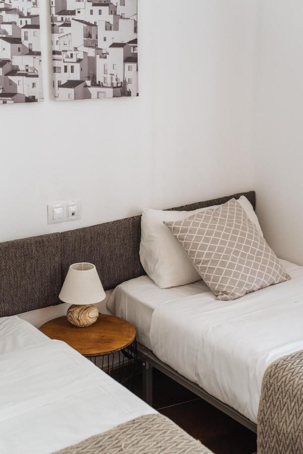 Homeyseville- Bright Apartment At Santa Cruz 6 Pax, Parking Optional エクステリア 写真