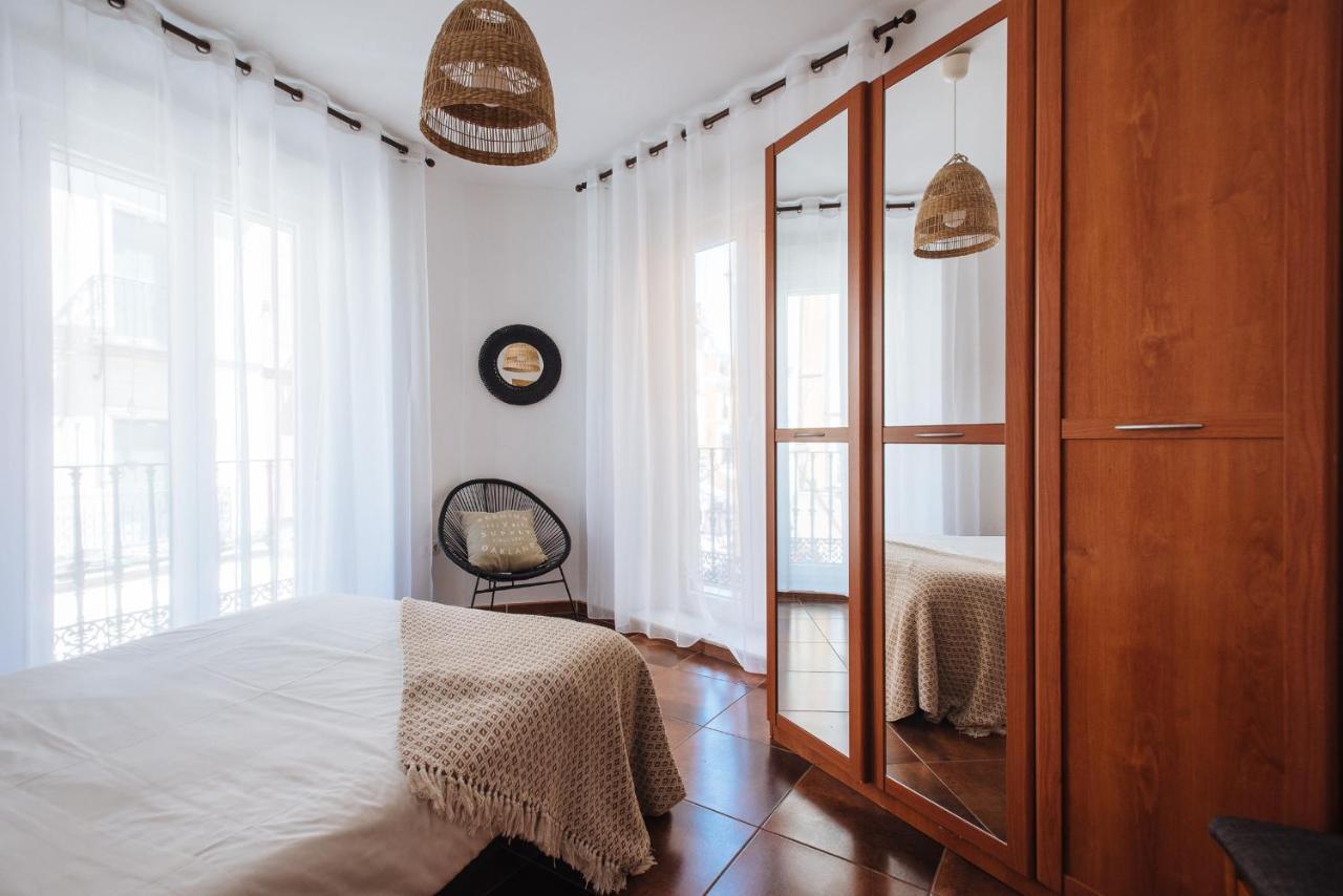 Homeyseville- Bright Apartment At Santa Cruz 6 Pax, Parking Optional エクステリア 写真