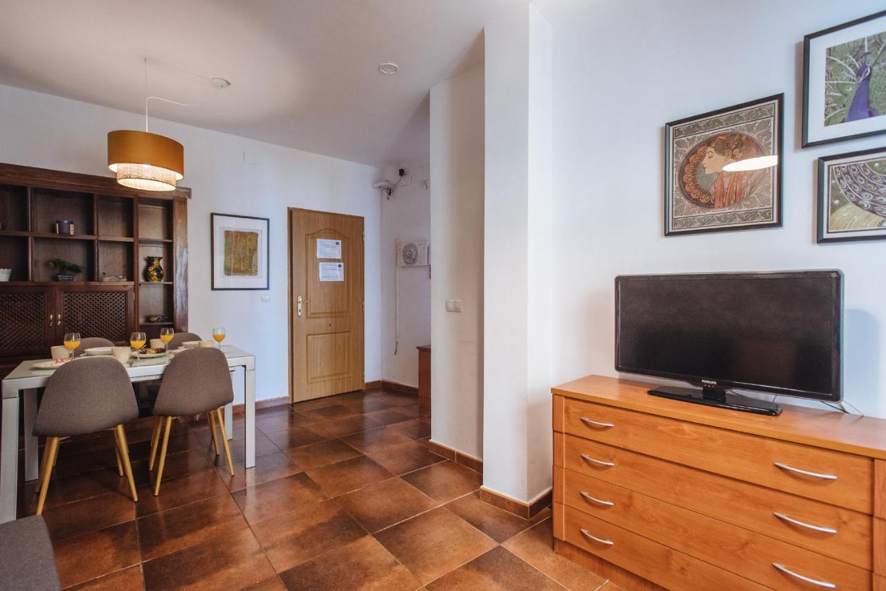 Homeyseville- Bright Apartment At Santa Cruz 6 Pax, Parking Optional エクステリア 写真