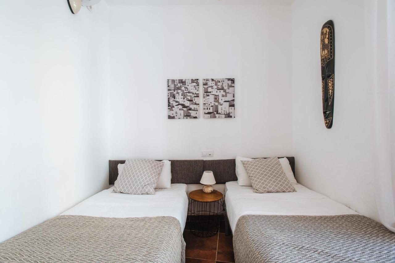 Homeyseville- Bright Apartment At Santa Cruz 6 Pax, Parking Optional エクステリア 写真